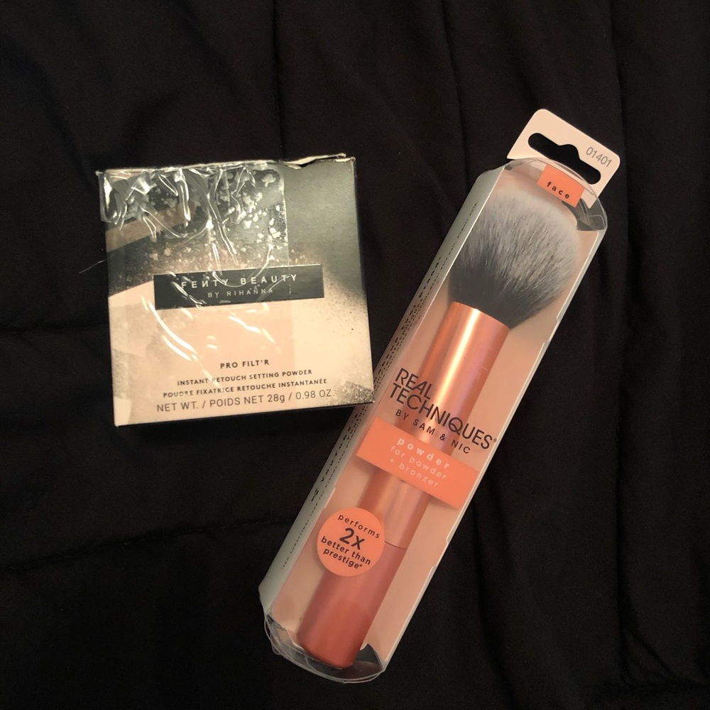 Fenty Beauty Translucent Powder